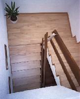 Treppenverkleidung: Laminat Buche 2-Stab